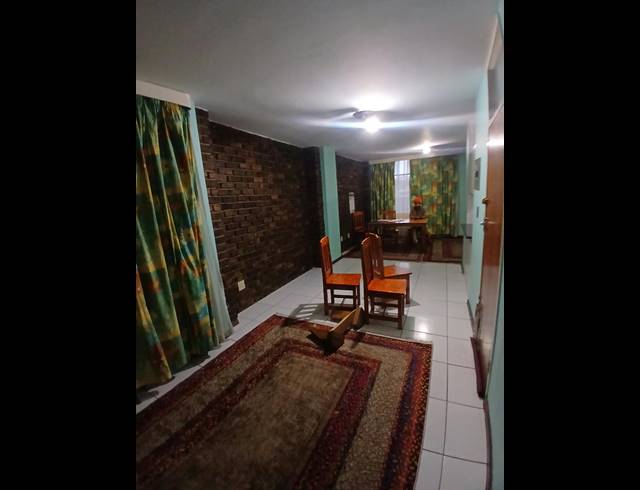 2 BEDROOM APARTMENT FOR SALE IN MAYVILLE